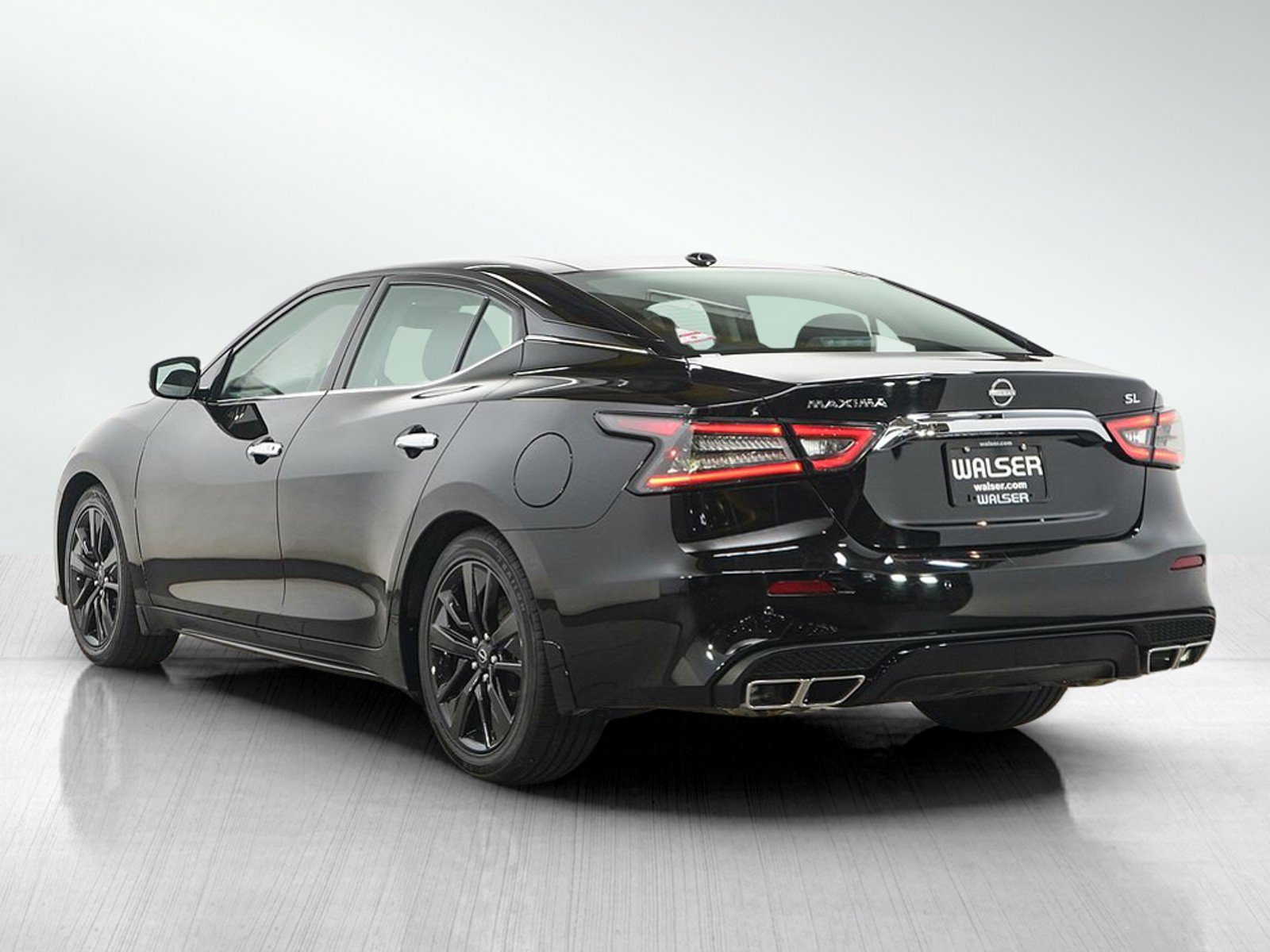 Used 2023 Nissan Maxima SL FWD image 5