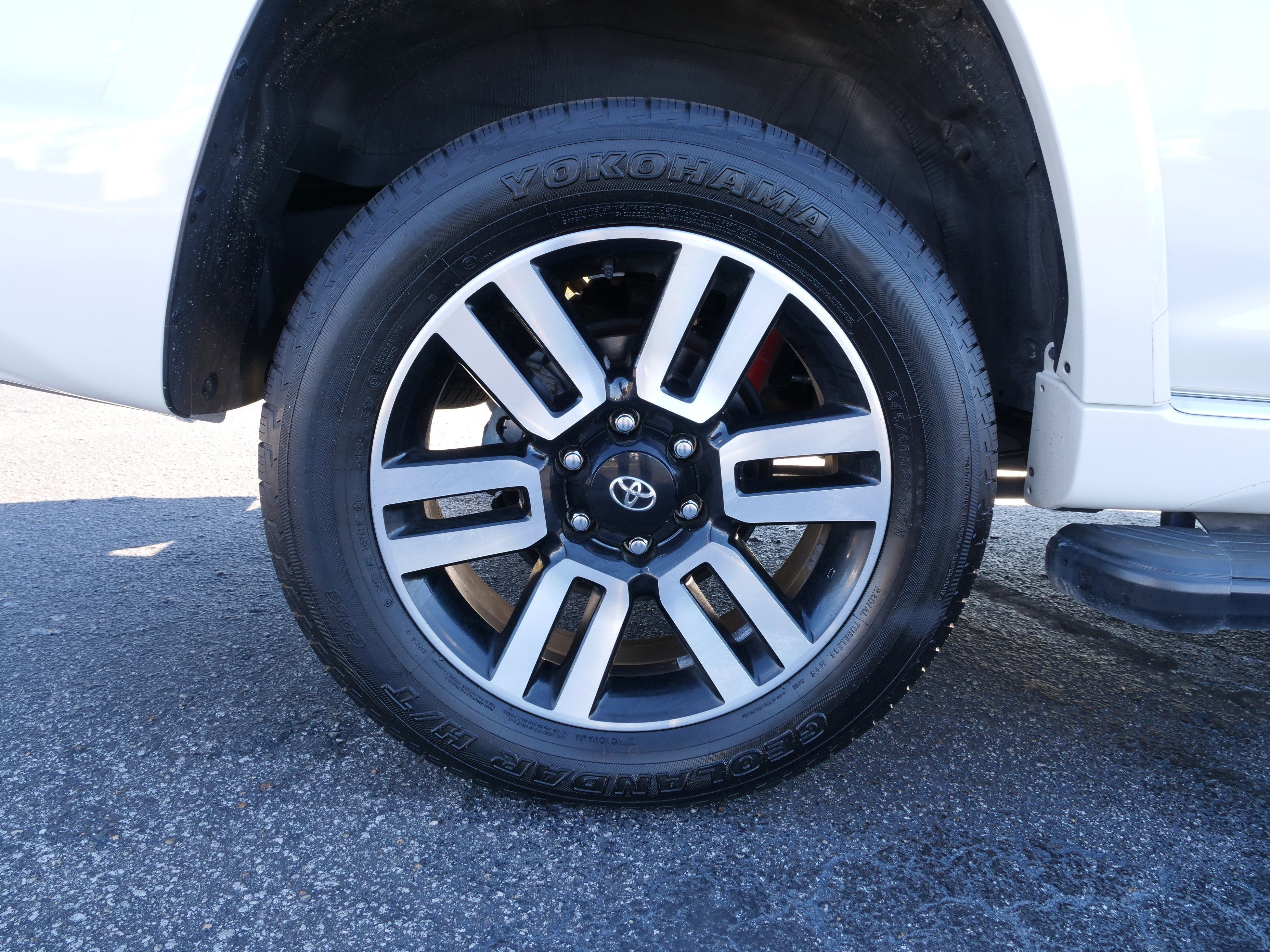 Used 2022 Toyota 4Runner Limited image 11