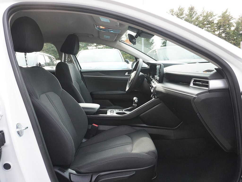 Used 2023 Kia K5 LXS image 29
