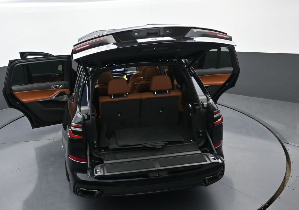 Used 2026 BMW X7 xDrive40i w/ Executive Package image 46