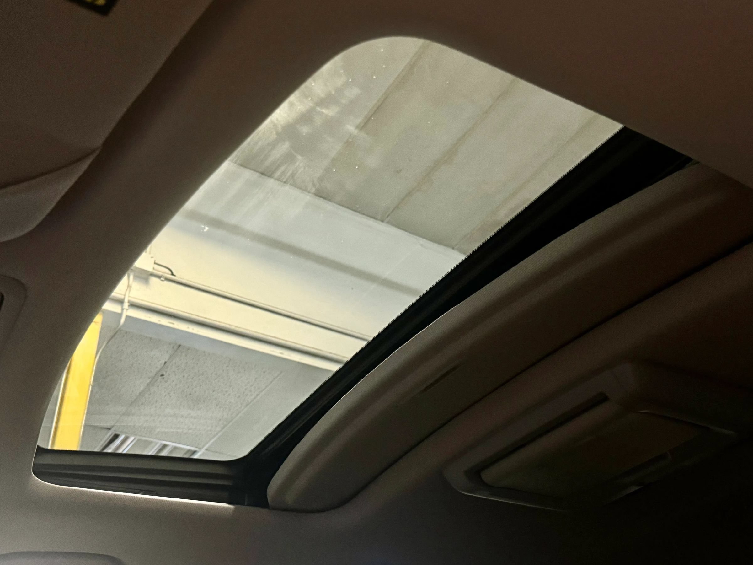 Used 2012 Honda Odyssey Touring image 14