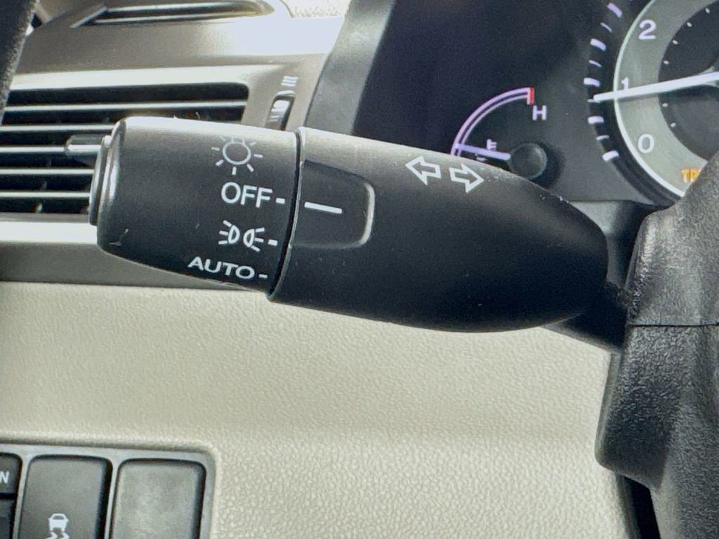 Used 2016 Honda Odyssey EX image 12