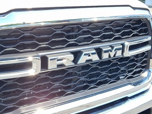 Used 2024 RAM 3500 Tradesman w/ Chrome Appearance Group AWD/4WD image 30