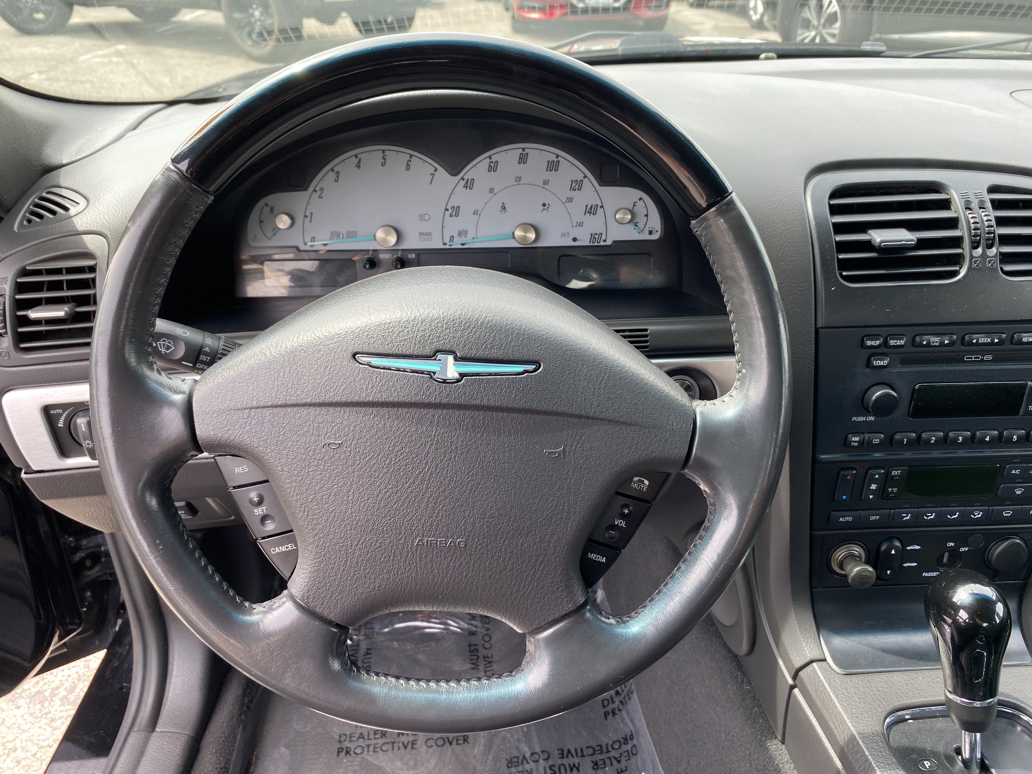 Used 2002 Ford Thunderbird image 13