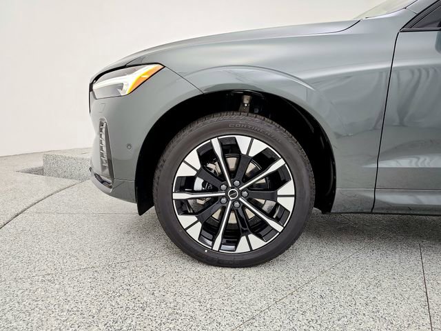 New 2026 Volvo XC60 B5 Ultra w/ Climate Package image 17