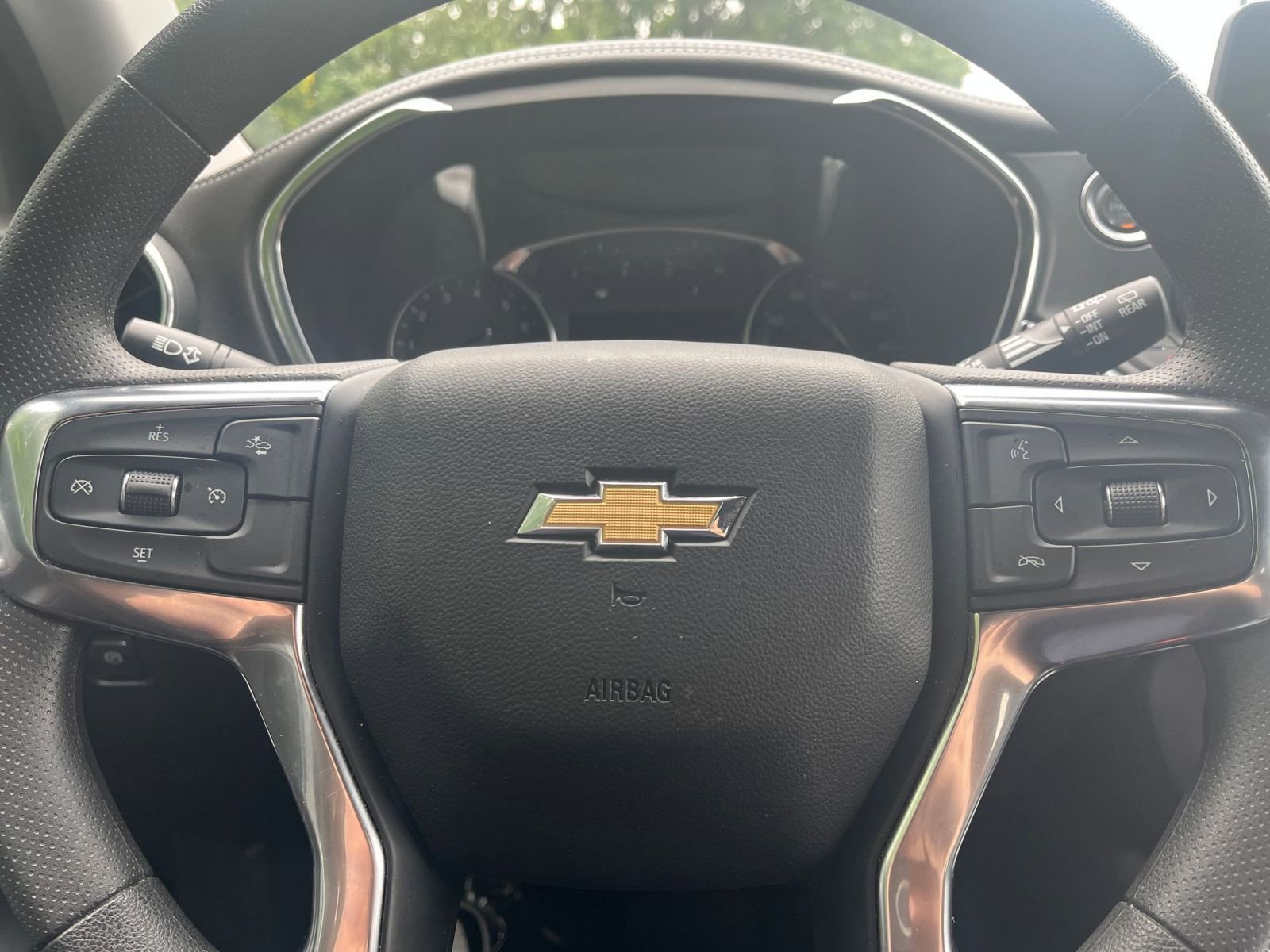 Used 2025 Chevrolet Blazer LT FWD image 30