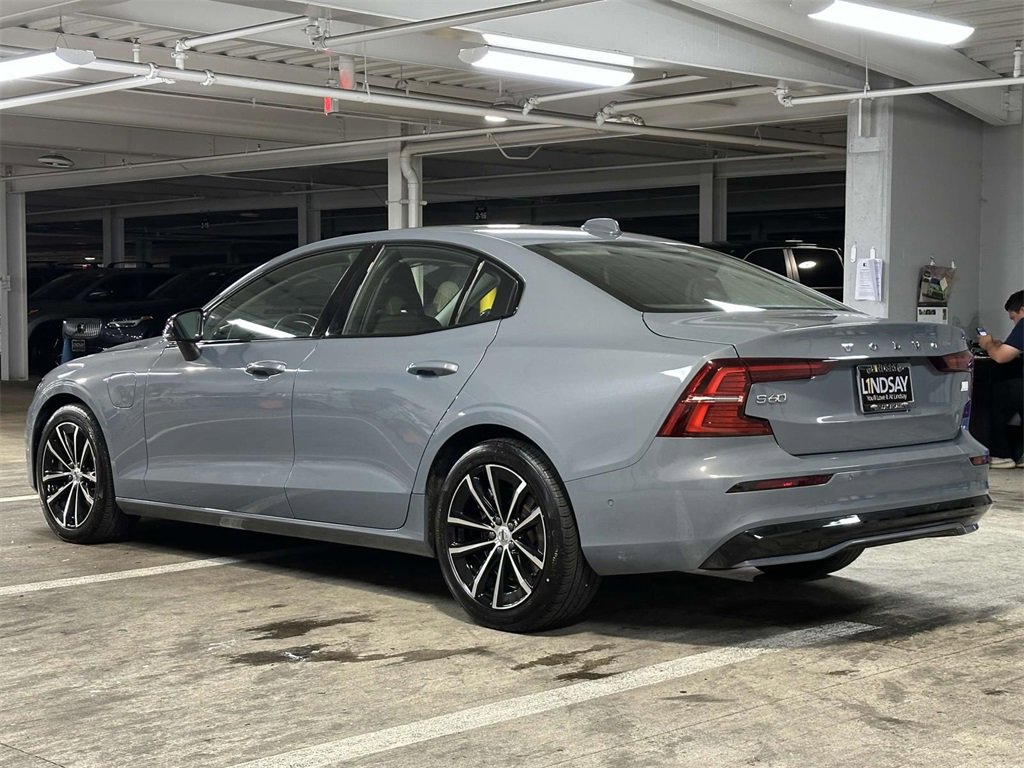 Used 2024 Volvo S60 T8 Plus image 9