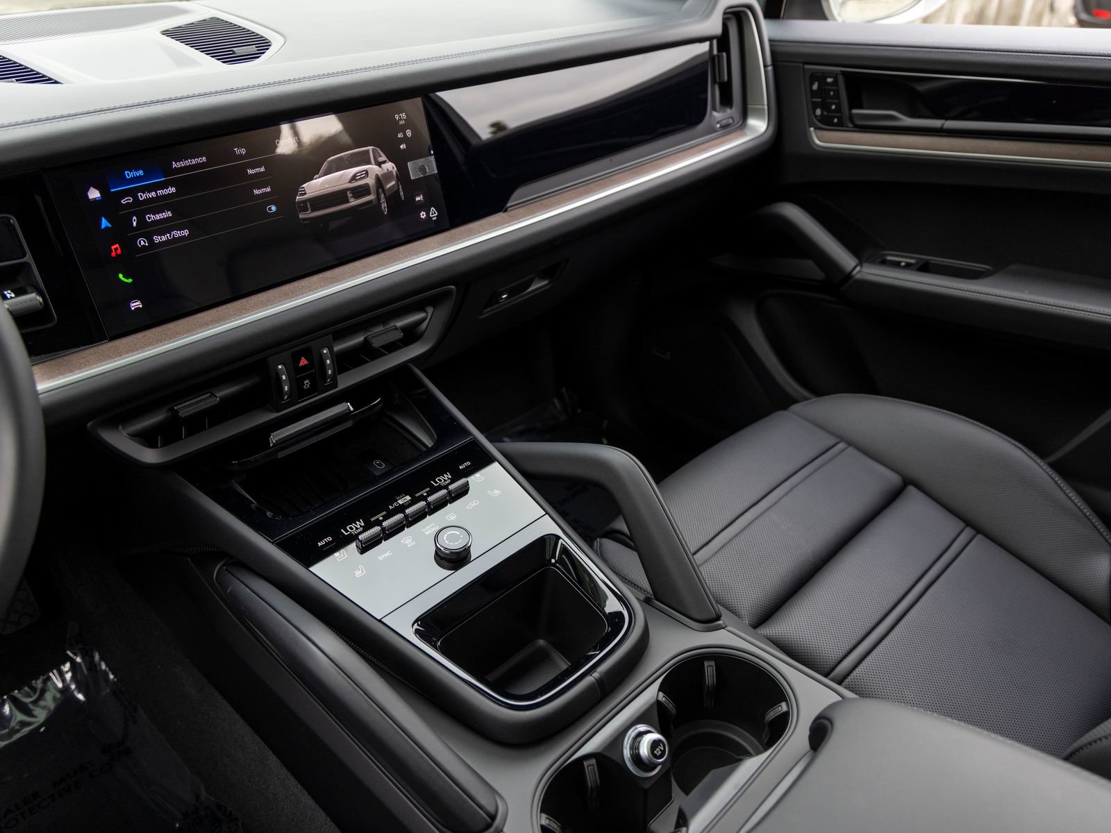 New 2026 Porsche Cayenne AWD/4WD image 44