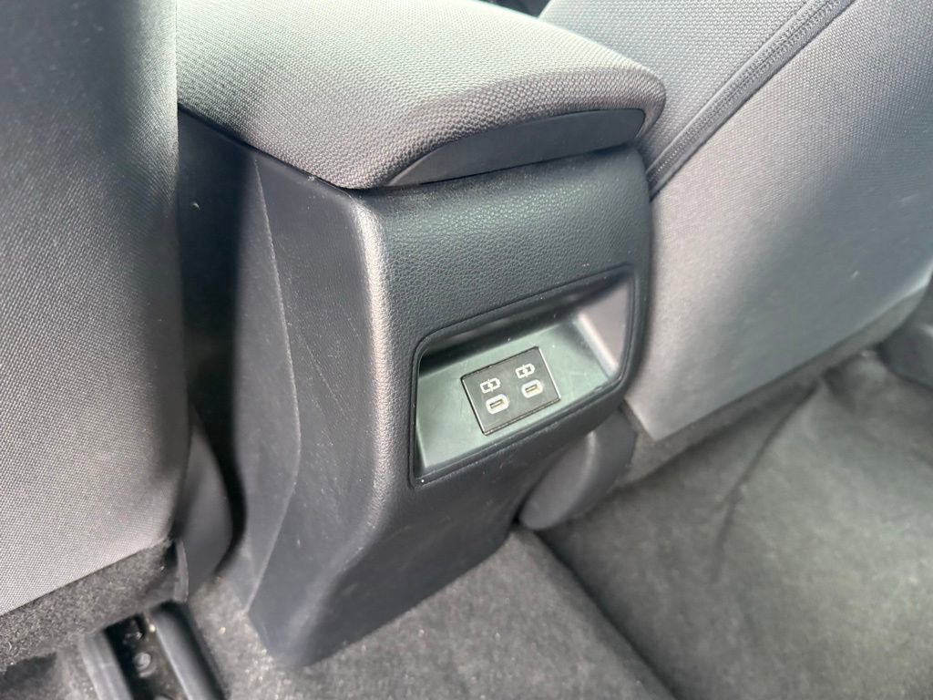 Used 2023 Toyota Corolla LE image 19