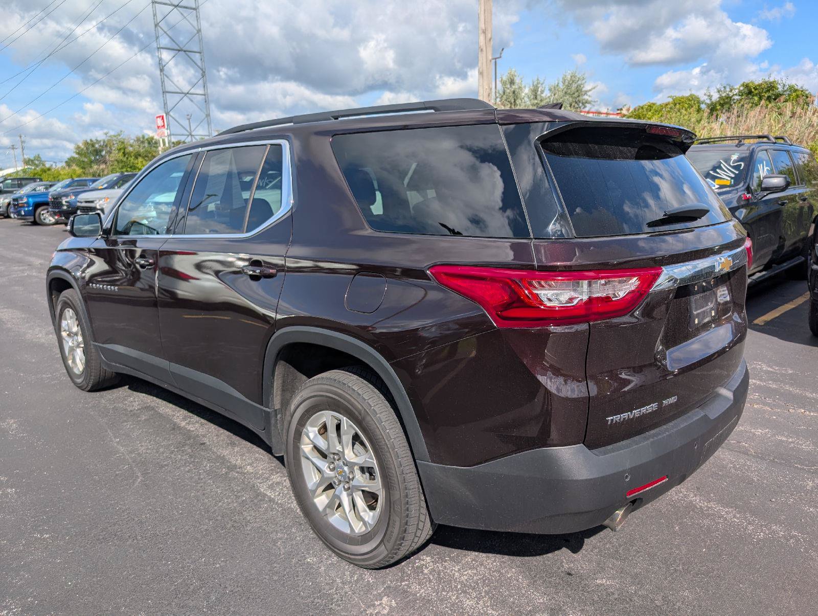Used 2020 Chevrolet Traverse LT AWD/4WD image 5