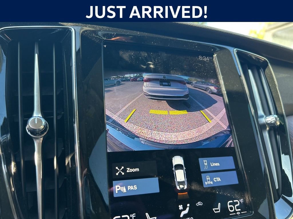 Used 2021 Volvo S60 T5 Momentum w/ Premium Package FWD image 22