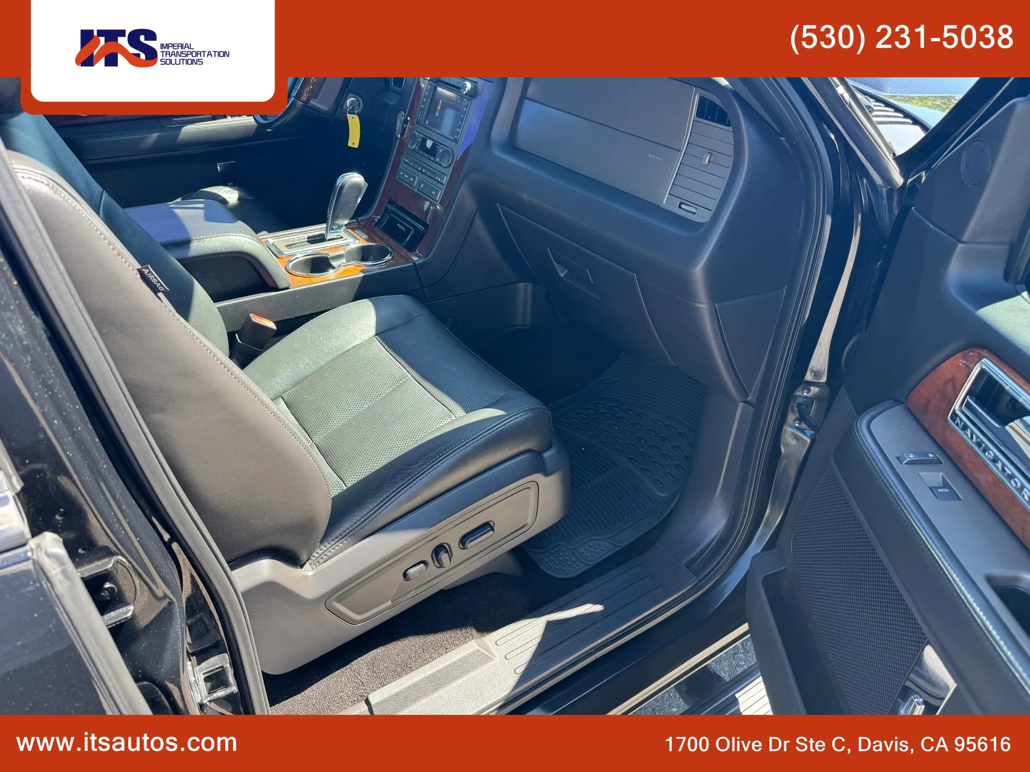 Used 2013 Lincoln Navigator 2WD w/ HD Trailer Tow Pkg image 10