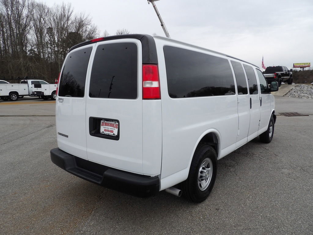 Used 2020 Chevrolet Express 3500 LS image 7