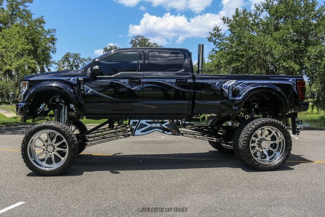 Used 2020 Ford F450 Platinum w/ FX4 Off-Road Package AWD/4WD image 3
