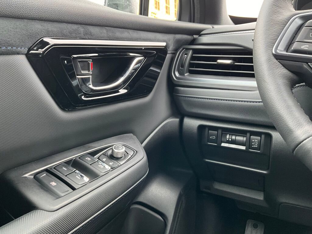 Certified 2025 Subaru Forester Limited image 25