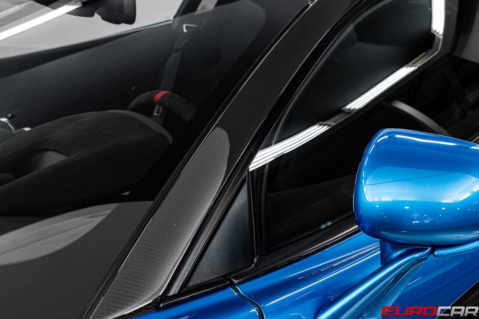 Used 2020 McLaren 620R RWD image 22