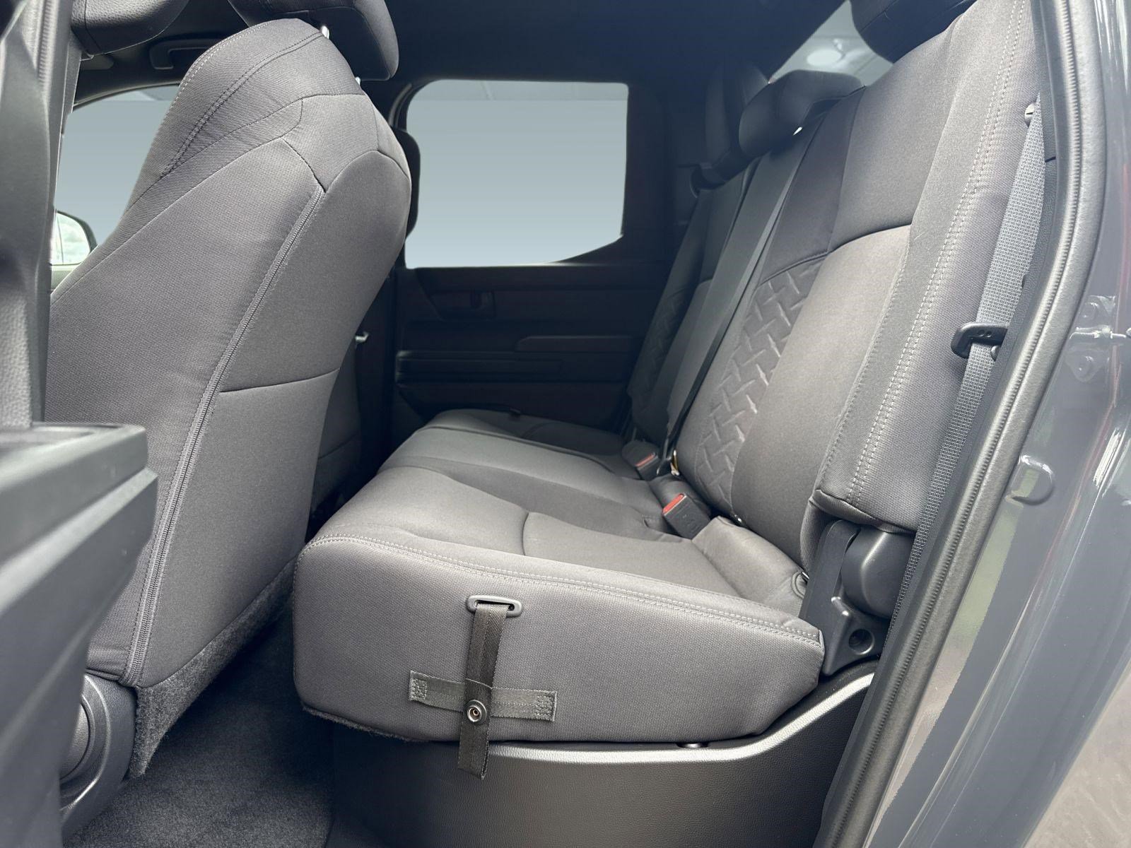 Used 2024 Toyota Tacoma SR RWD image 17