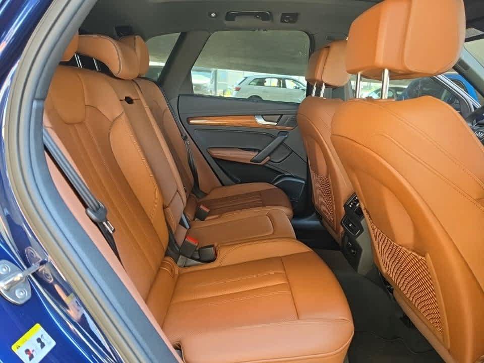 Used 2023 Audi Q5 2.0T Premium Plus w/ Premium Plus Package AWD/4WD image 12