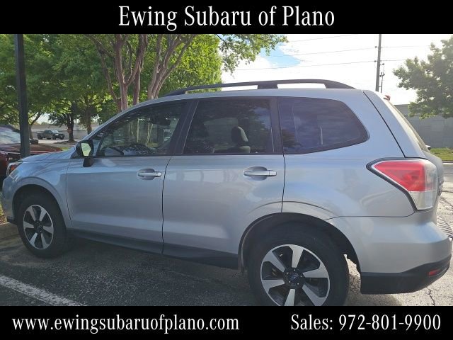 Used 2017 Subaru Forester 2.5i w/ Alloy Wheel Package image 3