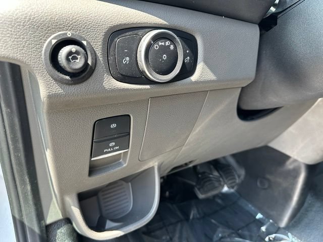 Used 2023 Ford E-Transit Medium Roof RWD image 18