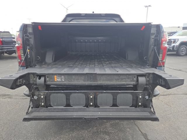 Used 2025 Chevrolet Silverado EV RST AWD/4WD image 22