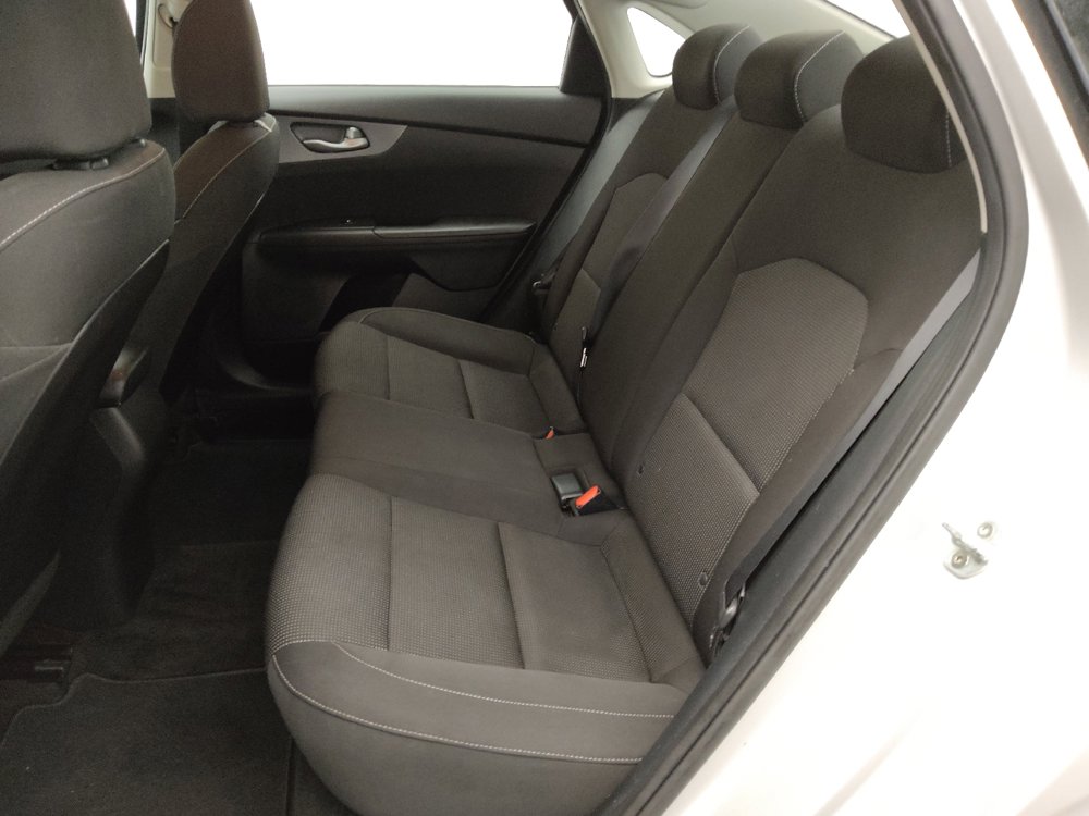 Used 2019 Kia Forte LXS image 18
