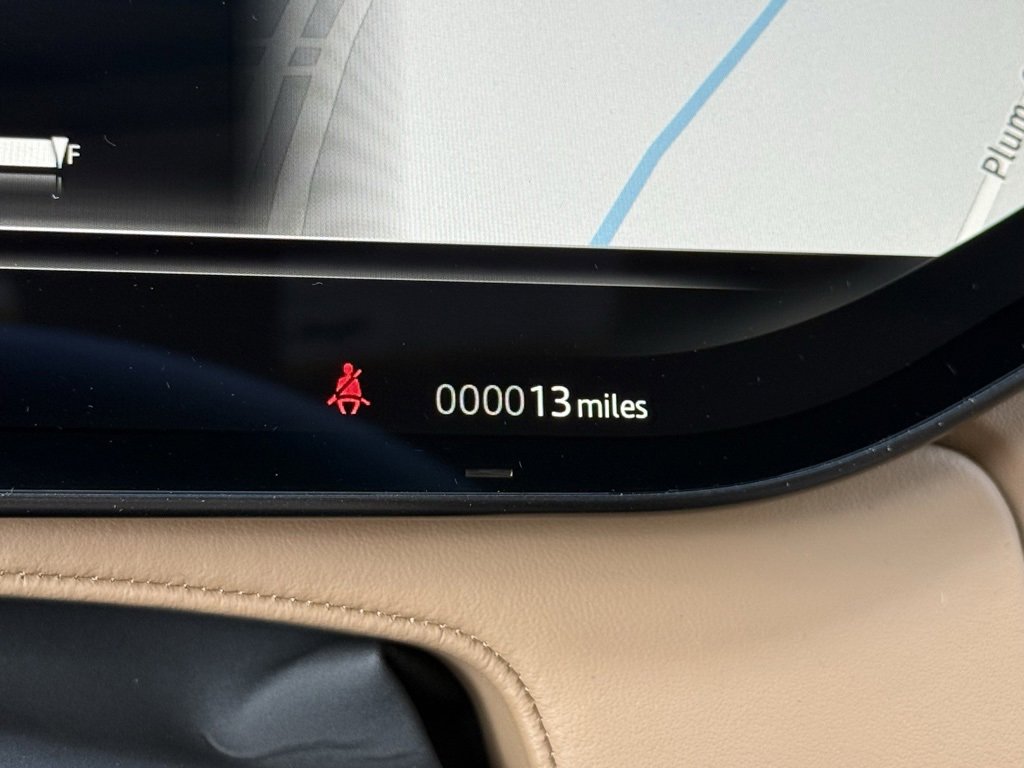 New 2025 Land Rover Range Rover SE image 28