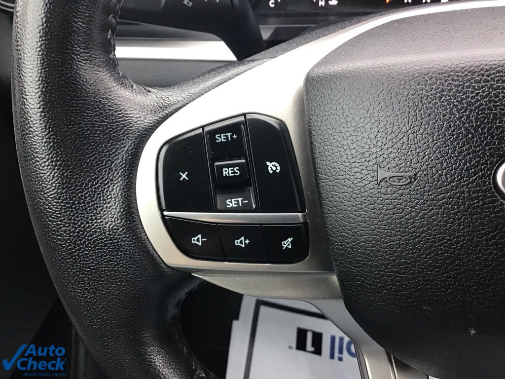 Used 2021 Ford Explorer XLT image 33