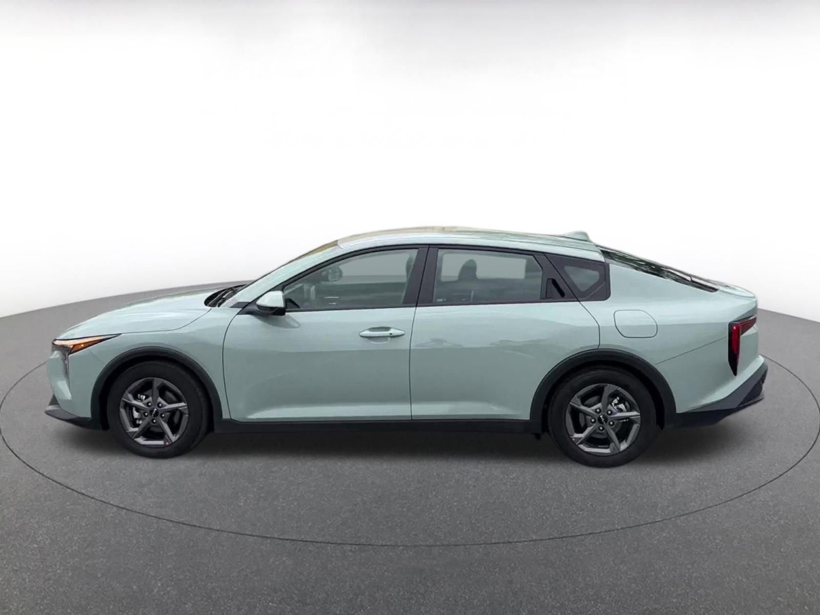 Used 2025 Kia K4 FWD image 9