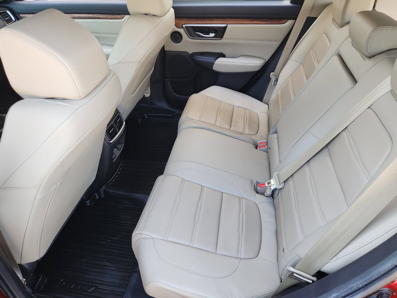 Used 2018 Honda CR-V Touring image 29