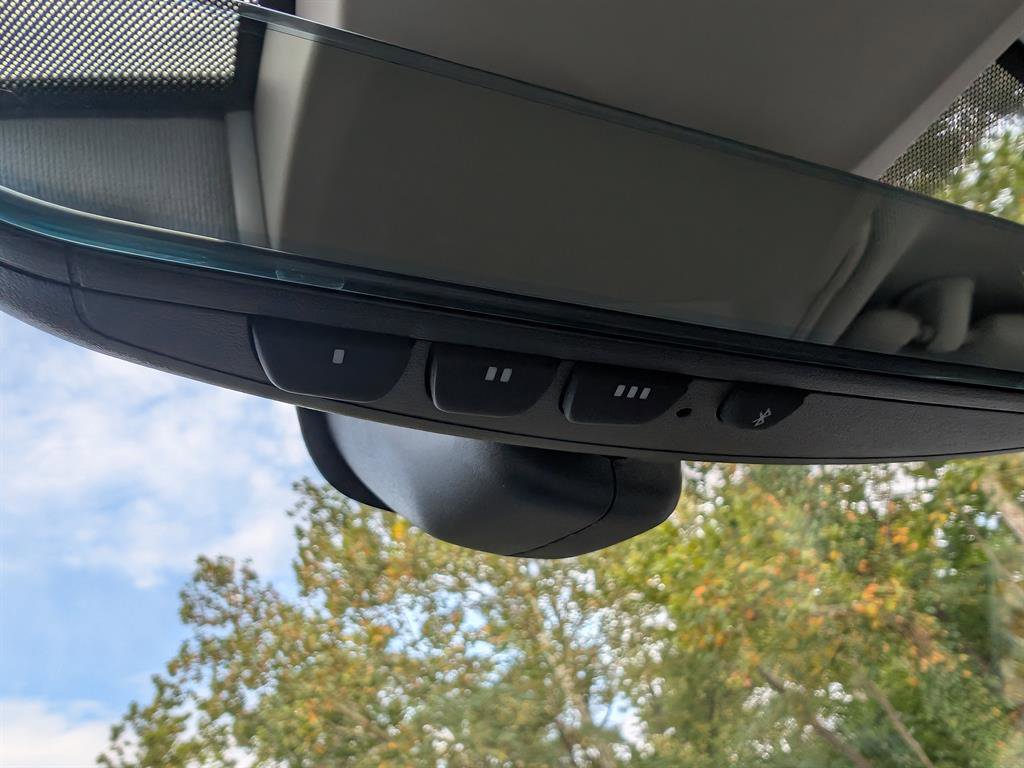 Used 2022 Volkswagen Tiguan SE image 37