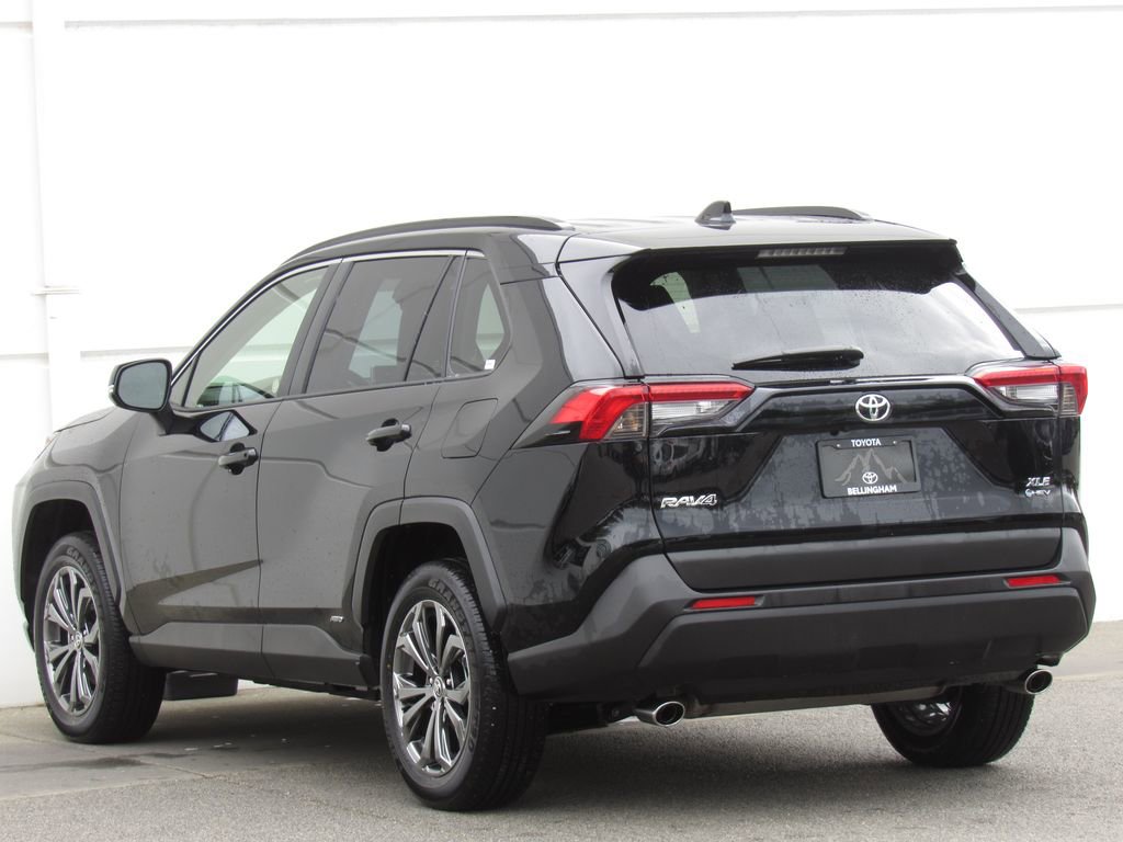 Certified 2025 Toyota RAV4 XLE Premium AWD/4WD image 5