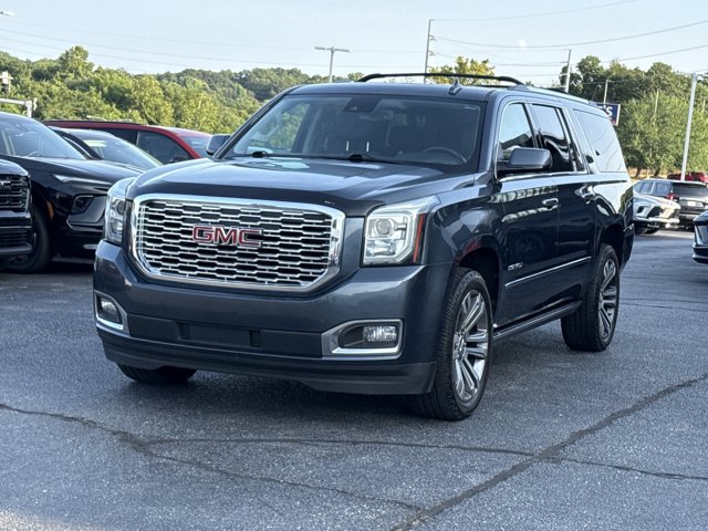 Used 2019 GMC Yukon XL Denali w/ Denali Ultimate Package AWD/4WD image 15