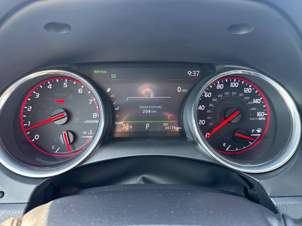 Used 2019 Toyota Camry XSE FWD image 12