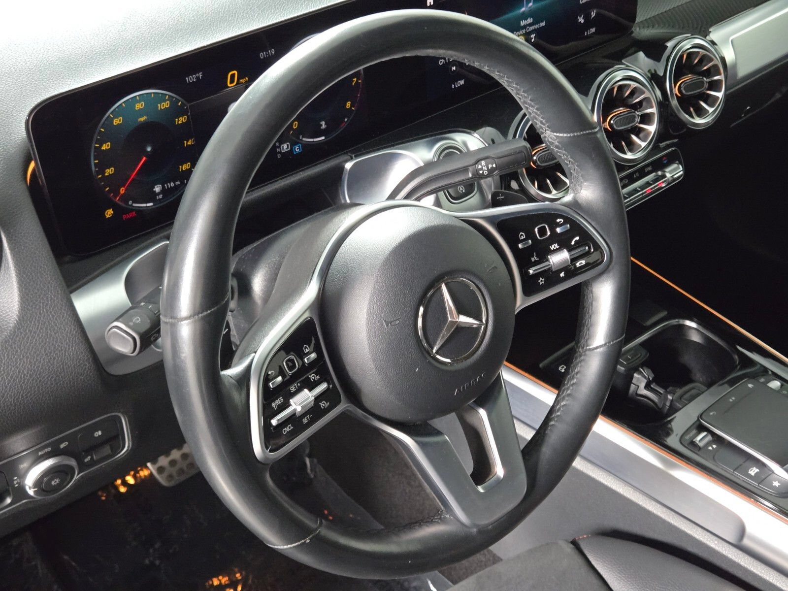 Used 2023 Mercedes-Benz GLB 250 image 22