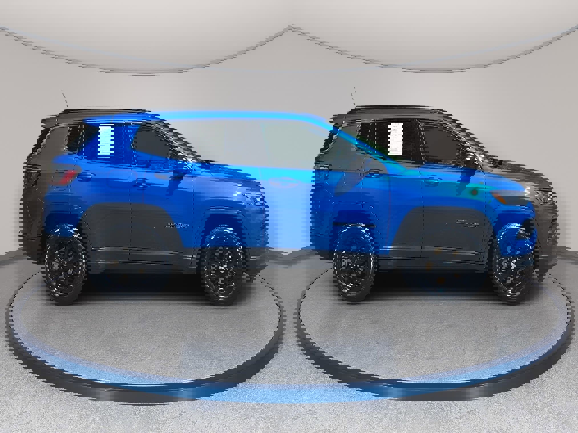 Used 2024 Jeep Compass Latitude image 4