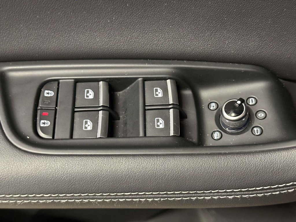 Used 2025 Audi Q7 2.0T Premium Plus w/ Premium Plus Package AWD/4WD image 21