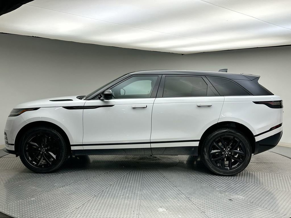 New 2026 Land Rover Range Rover Velar Dynamic SE image 2
