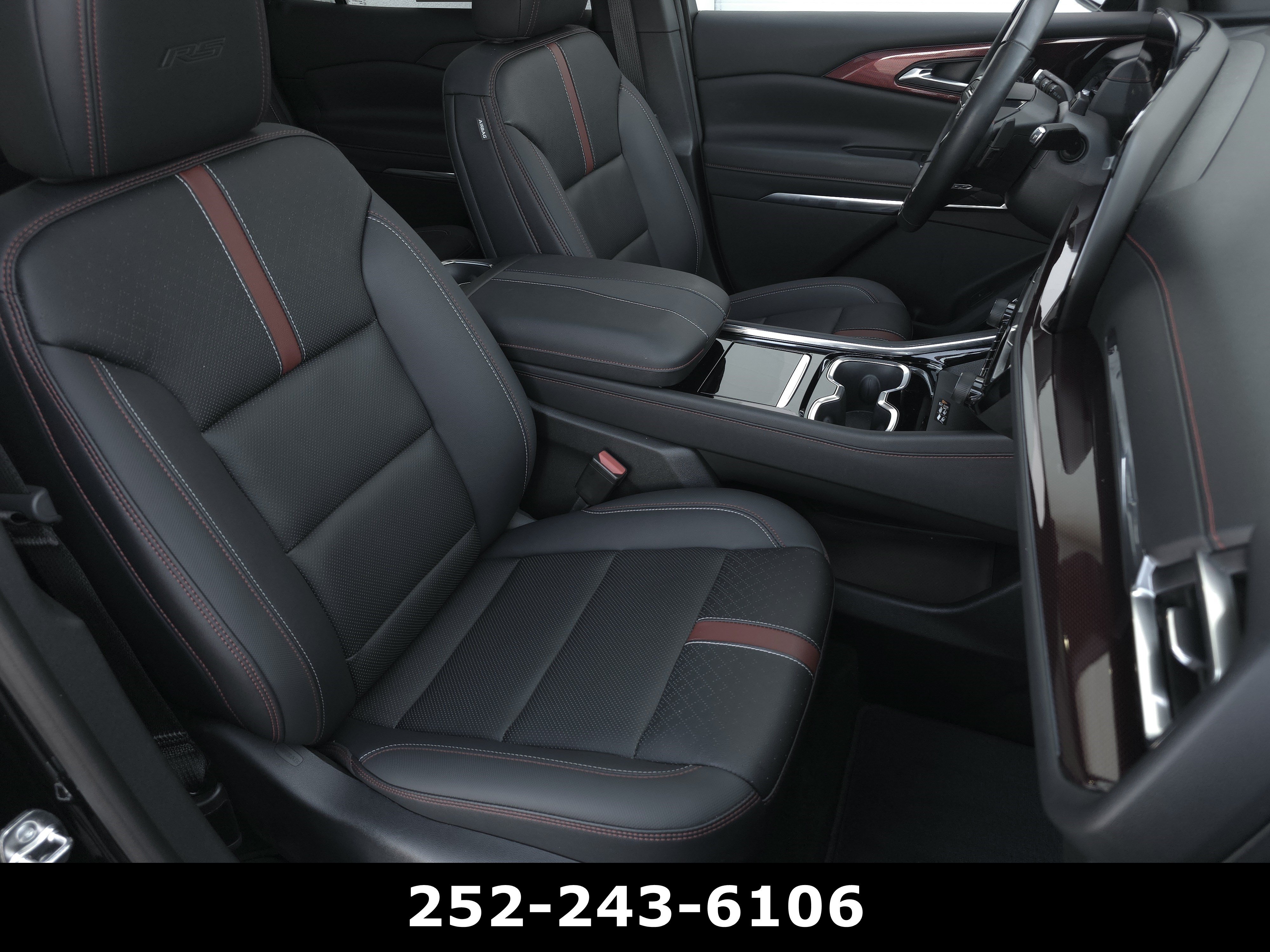 Used 2026 Chevrolet Traverse RS FWD image 49