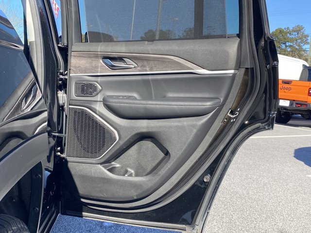 Used 2022 Jeep Grand Cherokee Limited 4xe w/ Luxury Tech Group II image 32