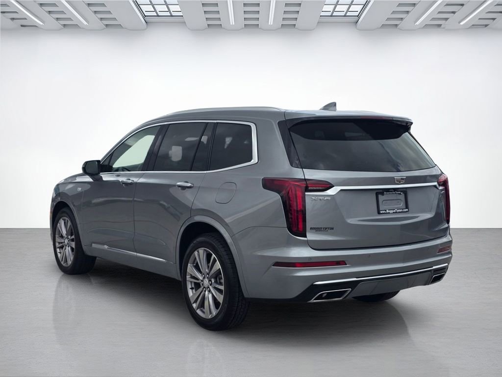 Used 2024 Cadillac XT6 Premium Luxury image 5