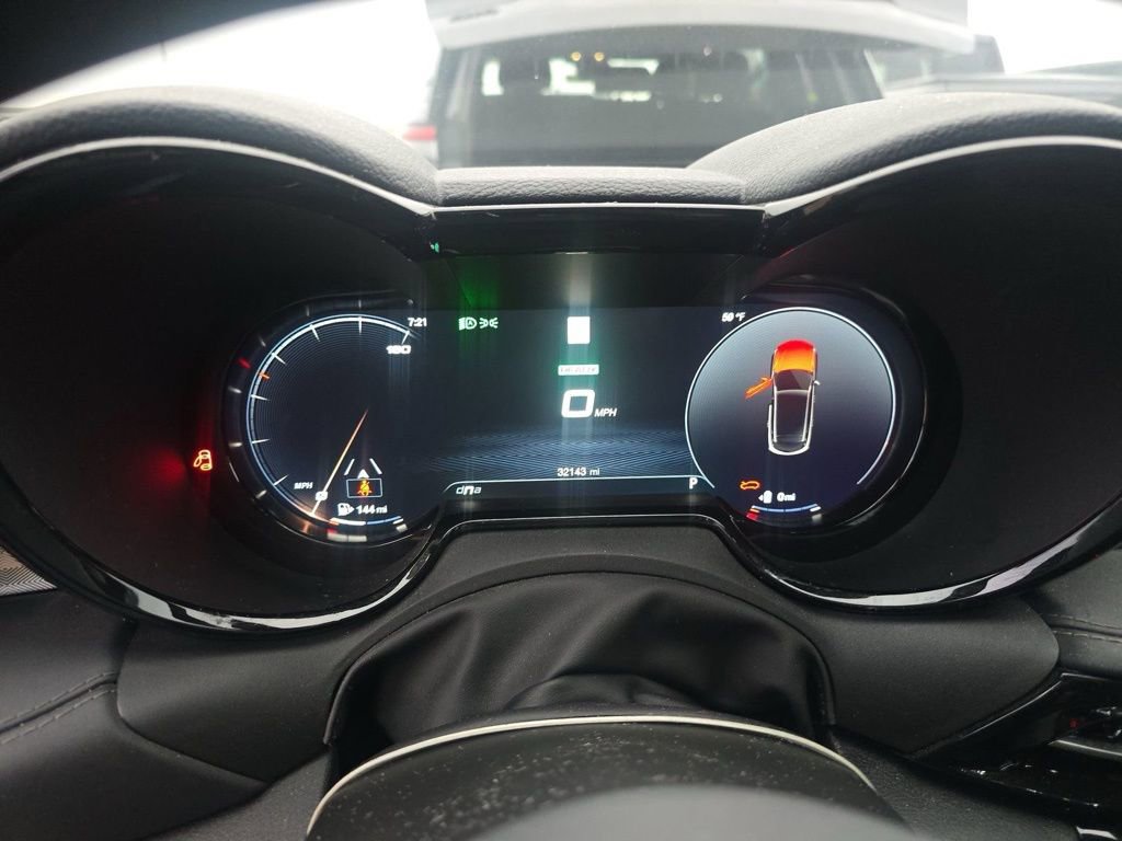 Used 2024 Alfa Romeo Tonale Ti image 3