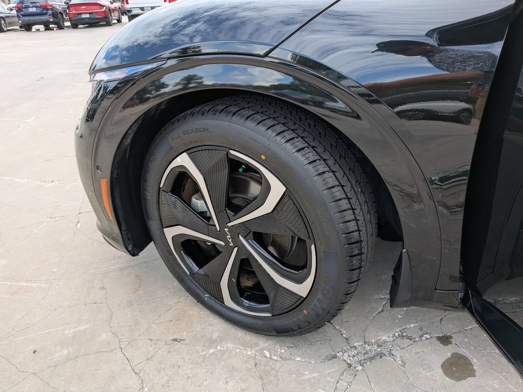 Certified 2023 Kia EV6 GT-Line AWD/4WD image 37