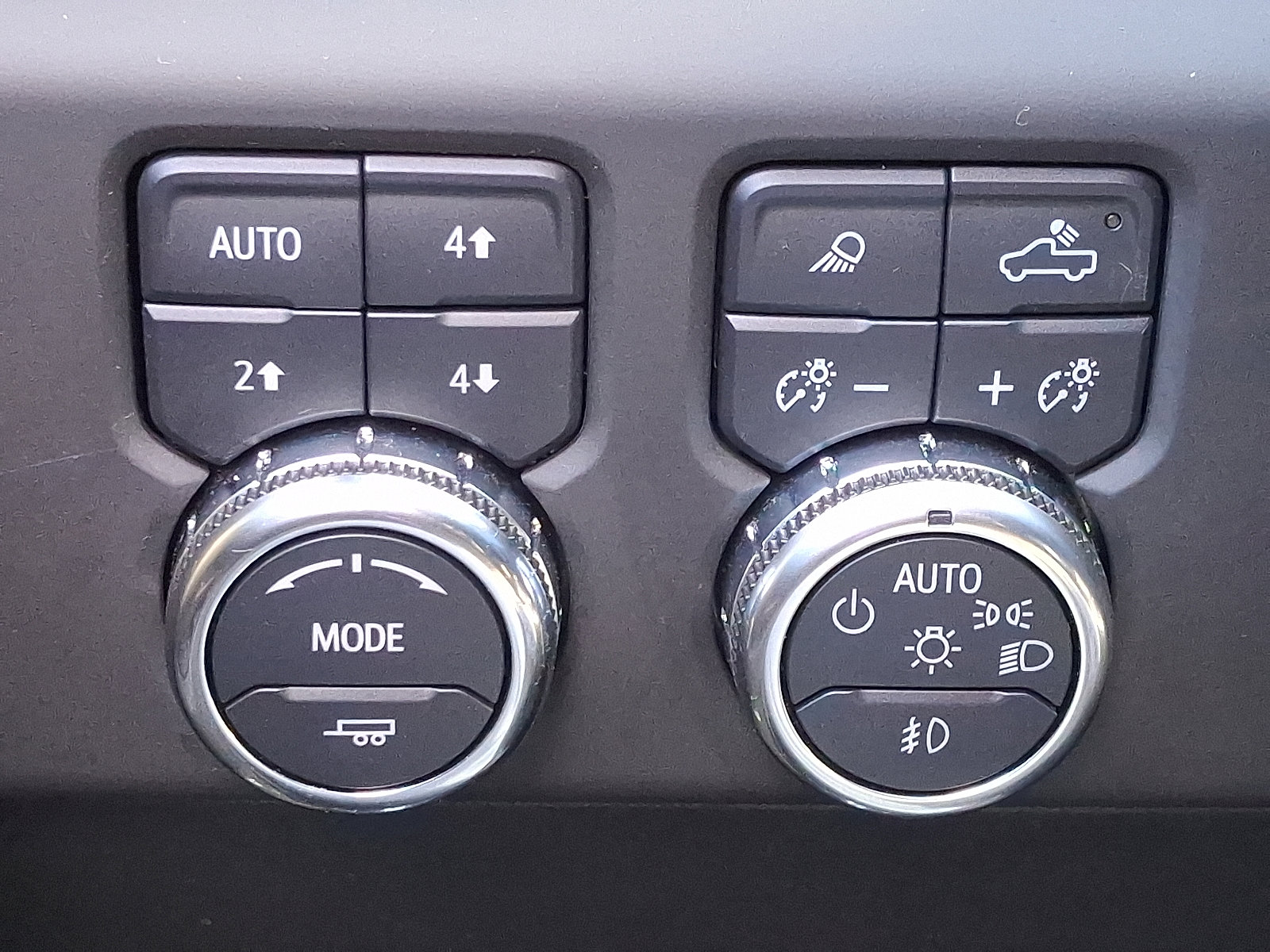 Used 2025 GMC Sierra 1500 AT4 image 26