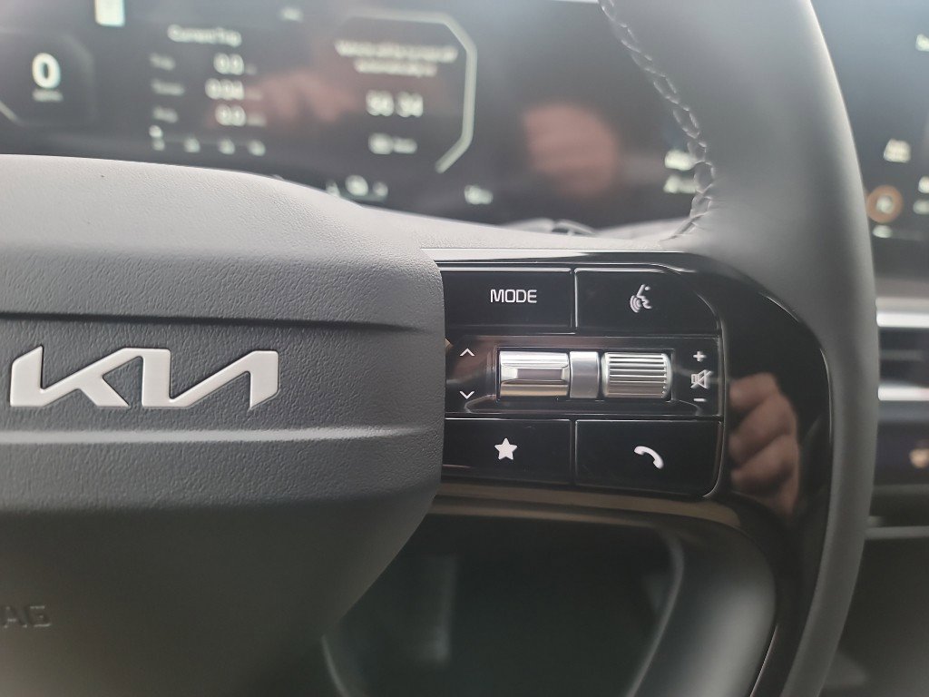 New 2026 Kia Sorento SX Prestige image 13