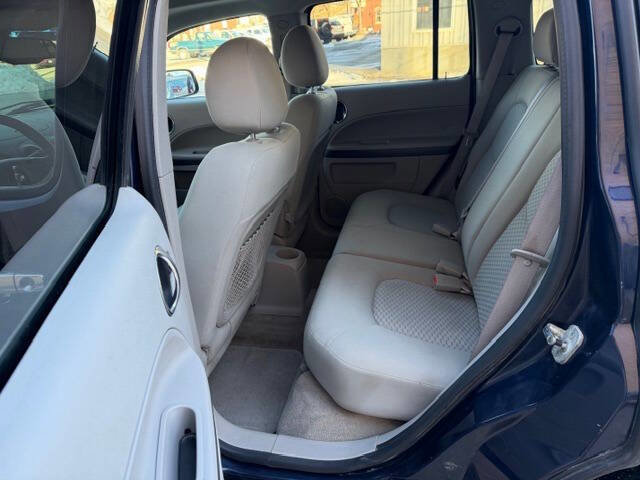 Used 2007 Chevrolet HHR LT w/ LT Preferred Equipment Group FWD image 11