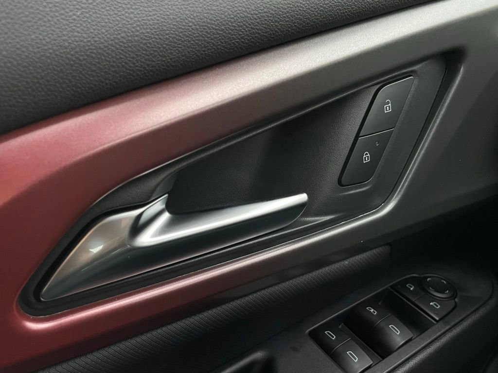 New 2026 Chevrolet Equinox EV RS image 15