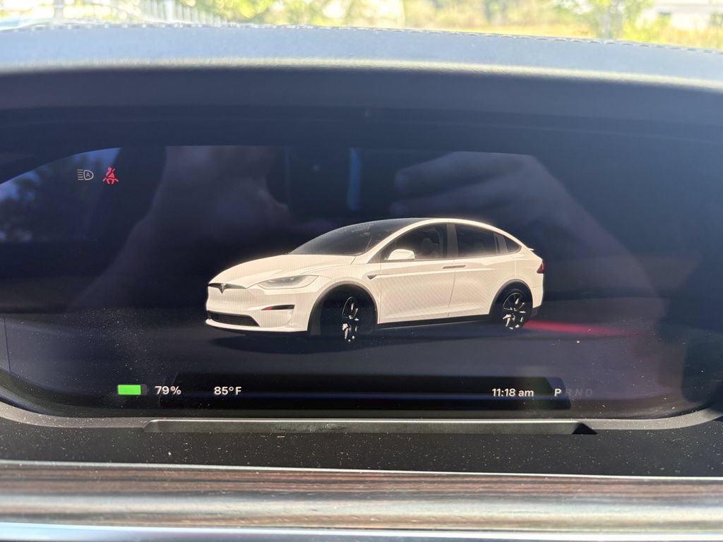 Used 2022 Tesla Model X AWD/4WD image 3