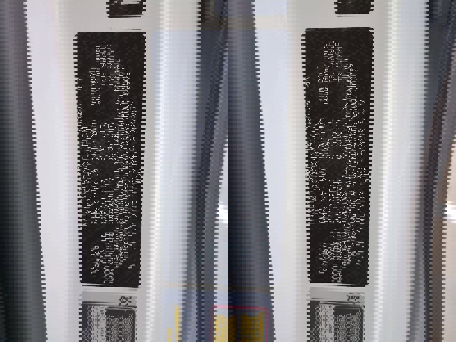 Certified 2024 Kia Carnival LX image 33