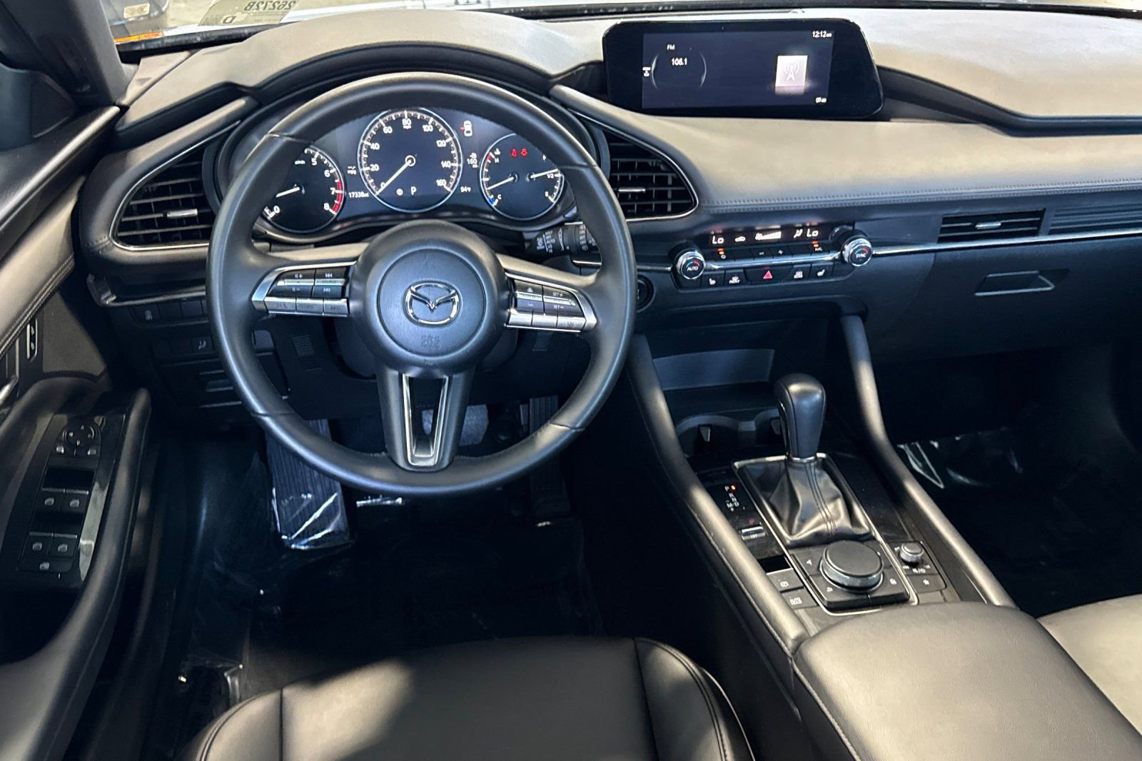Used 2023 MAZDA MAZDA3 s FWD image 16